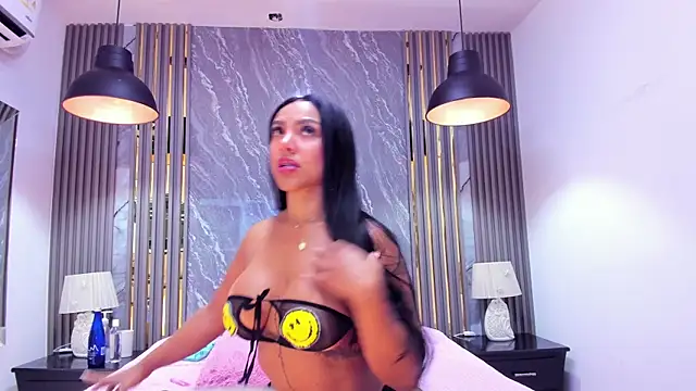 HeidyWillss online show from April 2026 12:37:01 PM