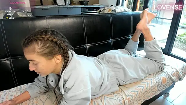 ElizSweet online show from January 2026 10:53:01 AM