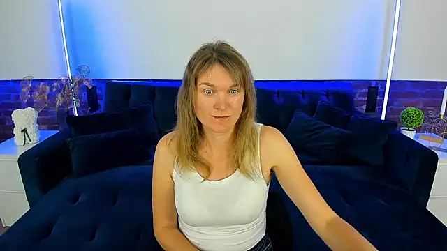 Snapshot of Anabell_xxx chatting on October 2025 06:37:01 PM Anabell xxx online show from October 2025 06:37:01 PM