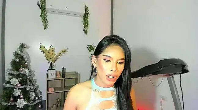 Snapshot of SweetlikeCandee chatting on December 2024 10:49:01 AM SweetlikeCandee online show from December 2024 10:49:01 AM