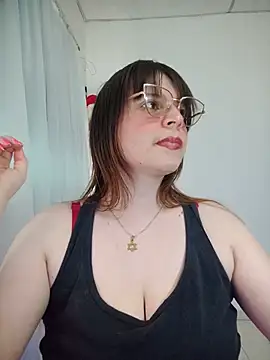 lorenitabella online show from July 2026 09:25:01 PM
