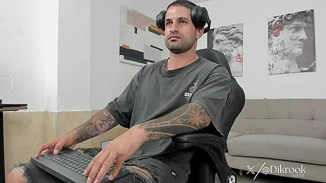 Davevilboy online show from September 2025 12:50:02 PM