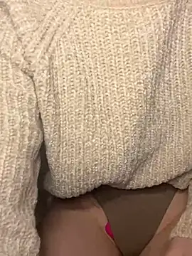 Camilla Railian online show from December 2024 08:39:02 PM