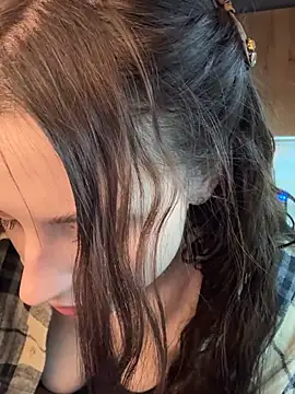 Camilla Railian online show from March 2025 08:52:02 PM