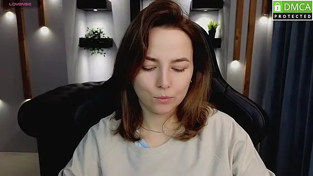 Snapshot of Mira_Mermayd chatting on February 2025 01:11:01 AM Mira Mermayd online show from February 2025 01:11:01 AM