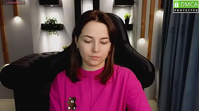 Snapshot of Mira_Mermayd chatting on March 2025 08:10:02 AM Mira Mermayd online show from March 2025 08:10:02 AM