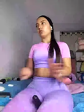 Snapshot of amycute_ chatting on January 2025 12:24:01 AM amycute online show from January 2025 12:24:01 AM