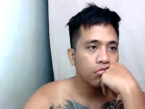 Thyler08 online show from December 2024 08:26:01 AM