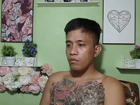 Thyler08 online show from December 2025 01:42:01 PM