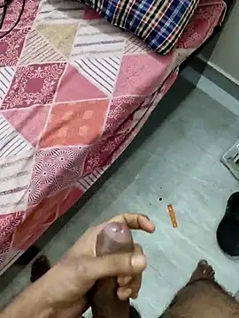 Snapshot of BiggDse chatting on March 2025 05:47:01 PM BiggDse online show from March 2025 05:47:01 PM