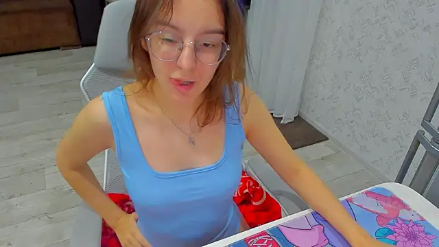 c arina x online show from September 2025 08:14:01 PM