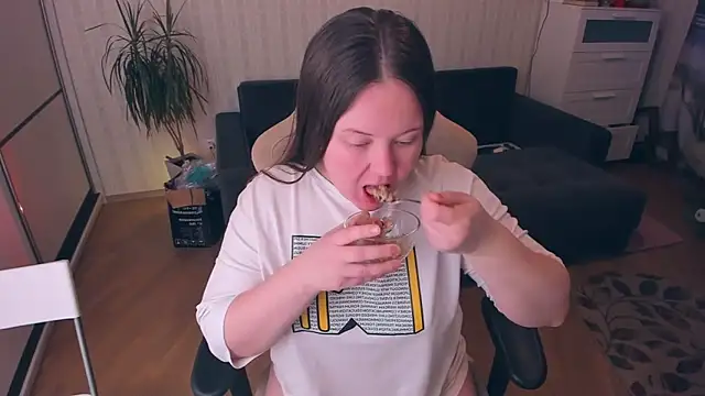 Snapshot of Jessica_Rubatte chatting on December 2024 07:32:01 AM Jessica Rubatte online show from December 2024 07:32:01 AM