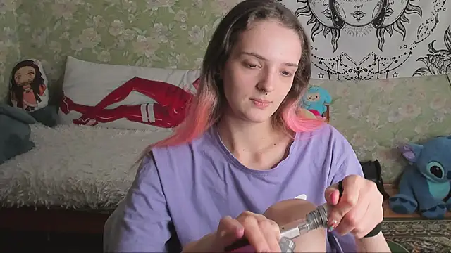 Cutie Adelia online show from March 2026 10:07:01 AM