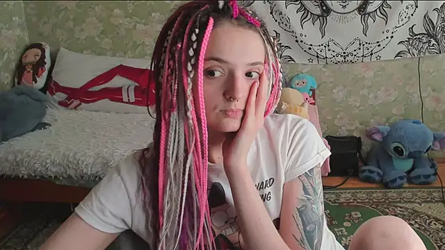 Cutie Adelia online show from July 2026 11:02:01 AM