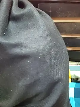 Diya 143 online show from December 2025 08:05:02 PM