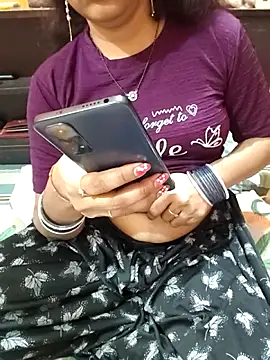 Snapshot of Diya_143 chatting on May 2026 07:25:01 AM Diya 143 online show from May 2026 07:25:01 AM