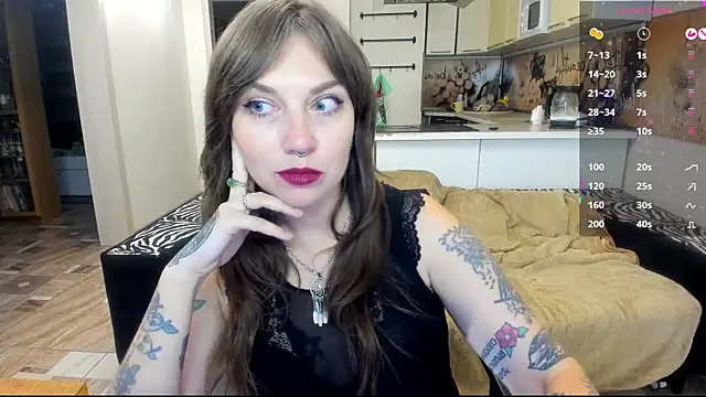 StacyTigerr online show from October 2025 11:27:01 PM