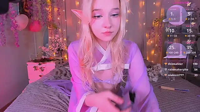 Snapshot of IrmaBell chatting on March 2025 09:01:02 AM IrmaBell online show from March 2025 09:01:02 AM