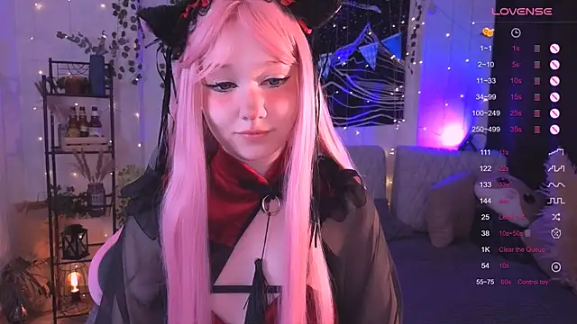 Snapshot of IrmaBell chatting on October 2025 10:39:02 PM IrmaBell online show from October 2025 10:39:02 PM