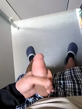 jungerbummser23 online show from October 2025 08:48:02 AM