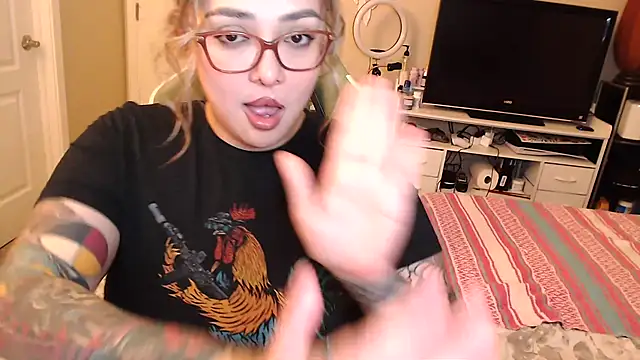 nativepumpkin95 online show from January 2025 05:43:02 AM