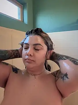 nativepumpkin95 online show from January 2025 11:59:01 PM