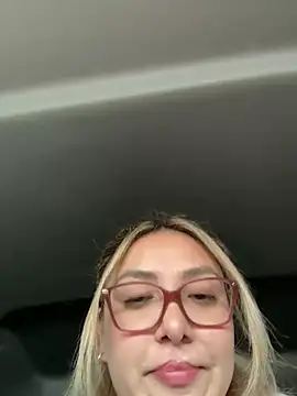 nativepumpkin95 online show from February 2025 10:14:02 PM