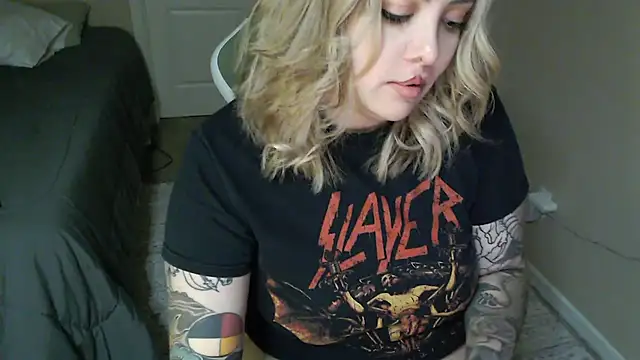 nativepumpkin95 online show from March 2025 04:26:02 AM