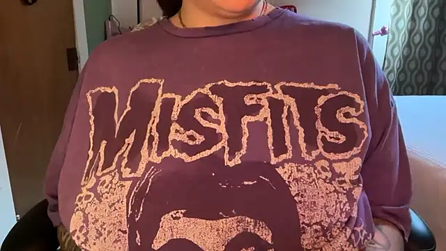 nativepumpkin95 online show from February 2026 09:46:01 PM