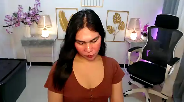 Snapshot of Asian_flabby chatting on December 2024 07:32:01 PM Asian flabby online show from December 2024 07:32:01 PM