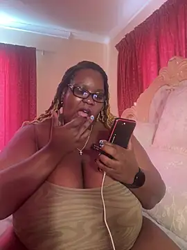 Snapshot of Michyboldy chatting on March 2025 05:14:02 AM Michyboldy online show from March 2025 05:14:02 AM