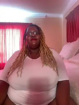 Snapshot of Michyboldy chatting on March 2025 05:29:02 AM Michyboldy online show from March 2025 05:29:02 AM