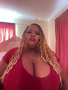 Snapshot of Michyboldy chatting on March 2025 05:33:01 AM Michyboldy online show from March 2025 05:33:01 AM