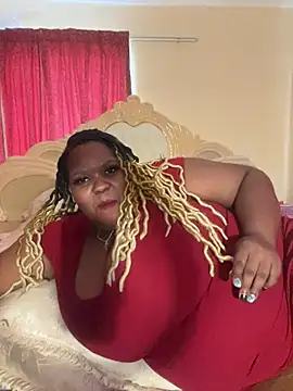 Snapshot of Michyboldy chatting on March 2025 12:02:02 PM Michyboldy online show from March 2025 12:02:02 PM