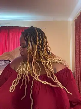 Snapshot of Michyboldy chatting on March 2025 05:20:02 AM Michyboldy online show from March 2025 05:20:02 AM