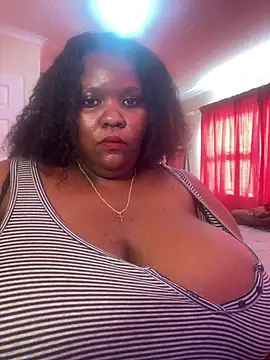 Snapshot of Michyboldy chatting on January 2026 05:13:01 AM Michyboldy online show from January 2026 05:13:01 AM