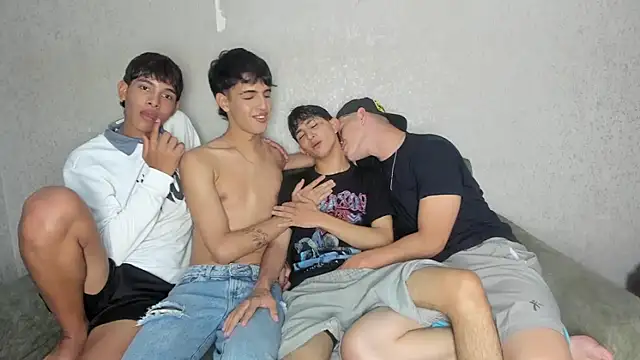 pelusos mens online show from May 2026 07:31:01 PM