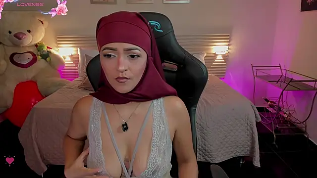 Snapshot of New_Arab_Kingdom chatting on September 2025 04:50:02 PM New Arab Kingdom online show from September 2025 04:50:02 PM