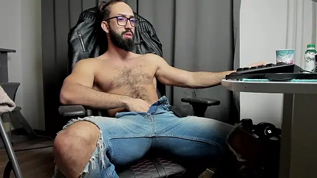 liamaesthetic online show from February 2025 06:43:02 AM