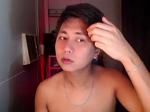 Snapshot of khael_moreno chatting on December 2025 02:21:01 AM khael moreno online show from December 2025 02:21:01 AM