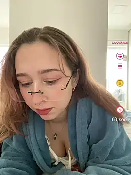 tsuki chan on online show from July 2026 06:03:01 PM