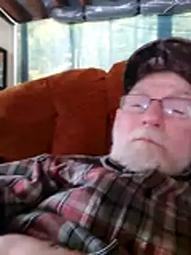 Snapshot of CDforU chatting on December 2025 07:43:01 PM CDforU online show from December 2025 07:43:01 PM