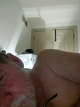 Snapshot of CDforU chatting on March 2026 10:22:02 AM CDforU online show from March 2026 10:22:02 AM