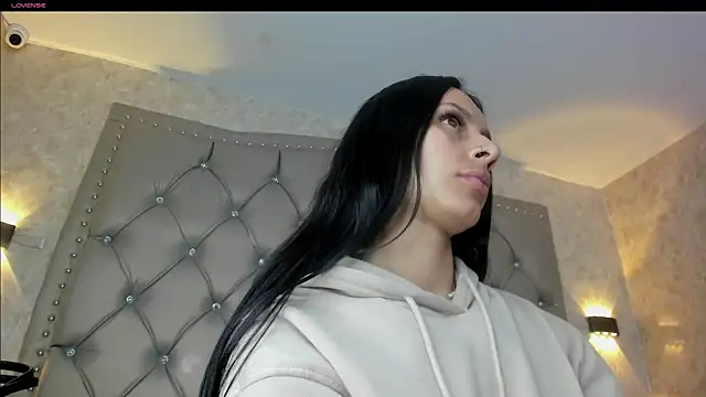 Snapshot of karlyn_angels chatting on December 2024 06:58:02 PM karlyn angels online show from December 2024 06:58:02 PM