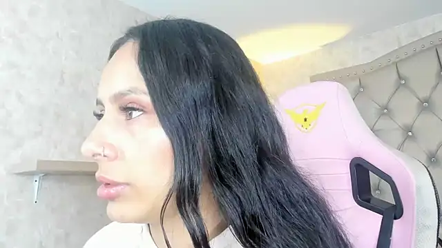 Snapshot of karlyn_angels chatting on February 2025 08:29:02 PM karlyn angels online show from February 2025 08:29:02 PM