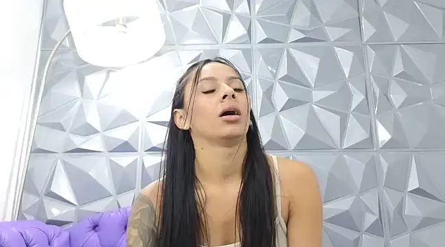 Snapshot of karlyn_angels chatting on February 2025 05:15:02 PM karlyn angels online show from February 2025 05:15:02 PM