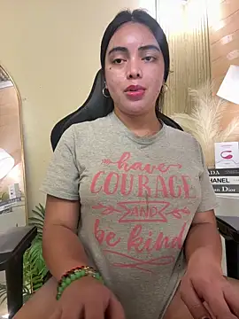 HotstuffCherrySummer online show from March 2025 12:04:02 PM