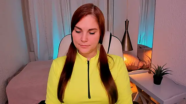 Snapshot of Ellis_Foxy chatting on February 2025 08:47:02 PM Ellis Foxy online show from February 2025 08:47:02 PM