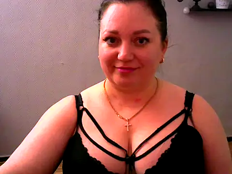 Snapshot of AmanaGi chatting on February 2025 04:48:02 PM AmanaGi online show from February 2025 04:48:02 PM