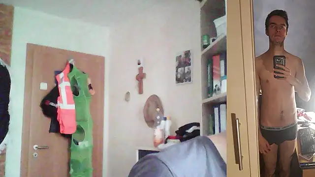 Snapshot of Chris23547 chatting on January 2026 02:32:01 PM Chris23547 online show from January 2026 02:32:01 PM